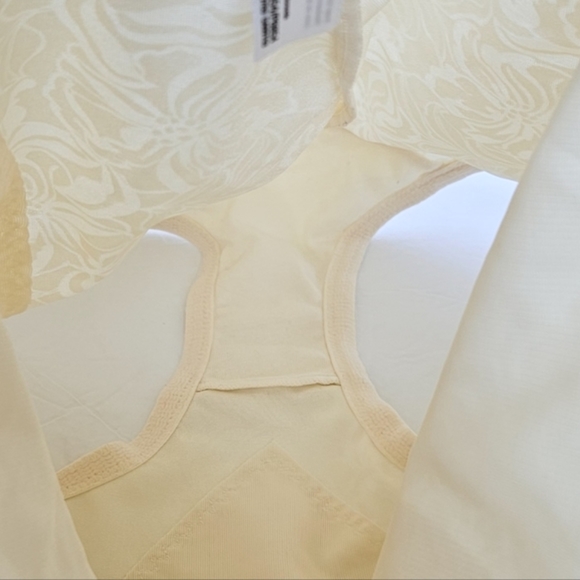 Maidenform Shapewear Pantie size L NWT - Picture 6 of 12